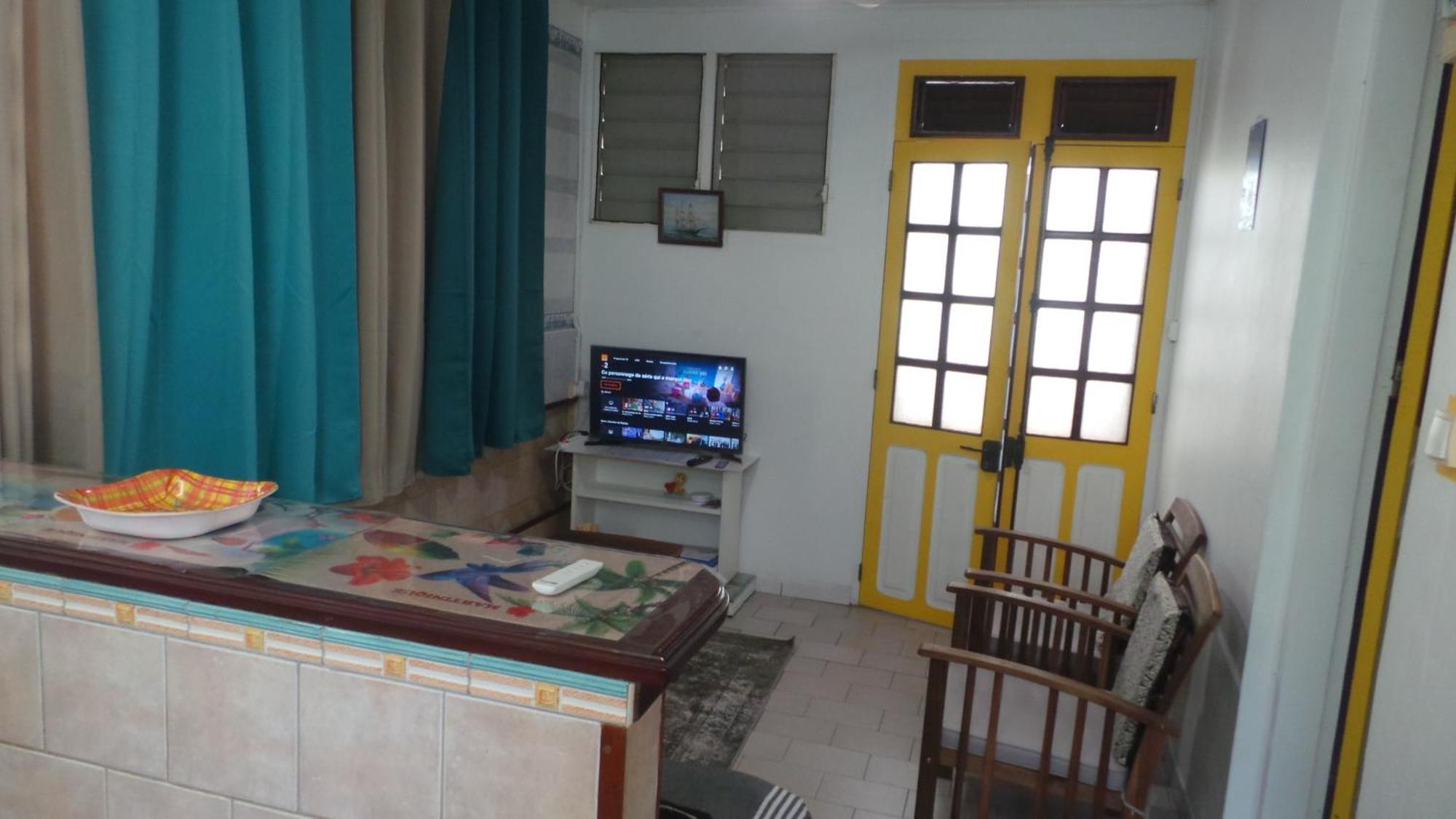 Manou Apartment Riviere-Pilote Exterior photo
